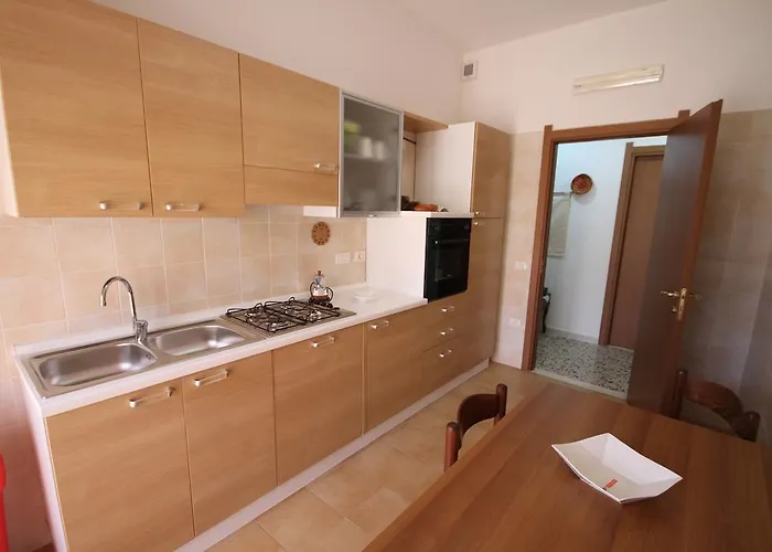 Santa Gilla Alojamento de Acomodação e Pequeno-almoço Cagliari